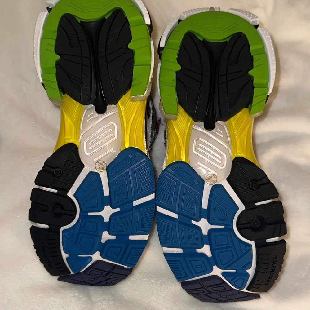 Balenciaga White and Purple Athletic Shoes - Picture 4 of 5